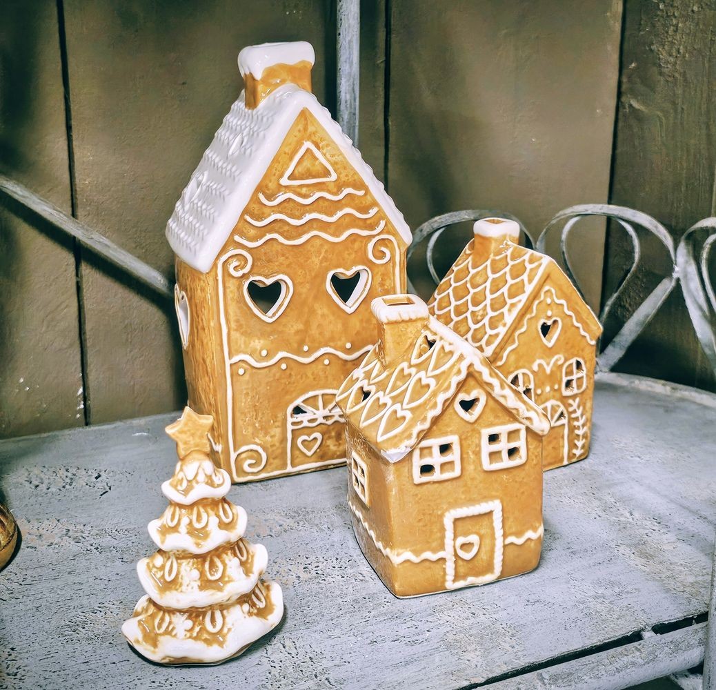 Perníková LED chaloupka Gingerbread Cott - 7*7*11cm