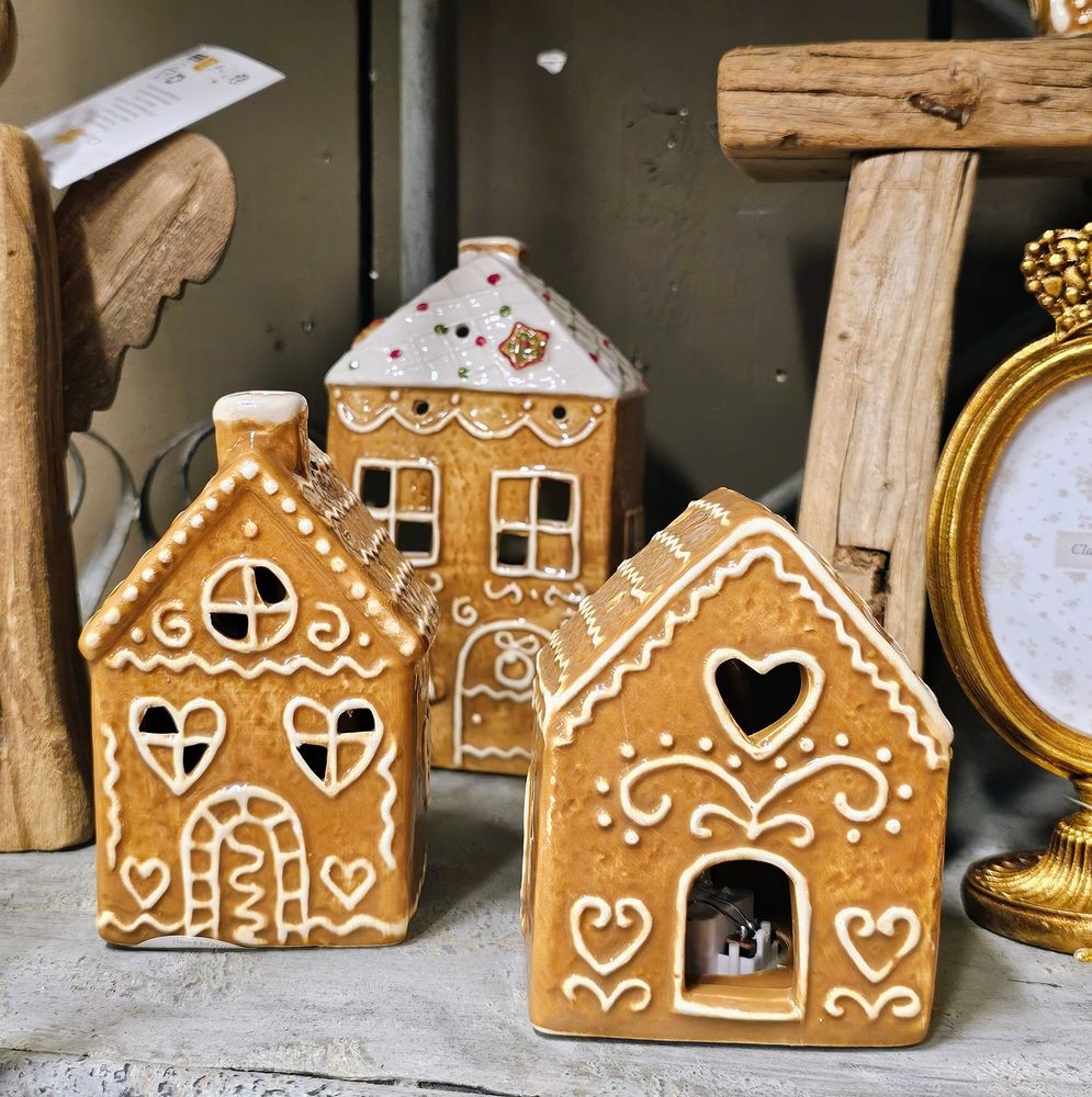 Hnědá perníková LED chaloupka Gingerbread Cott - 7*6*12 cm