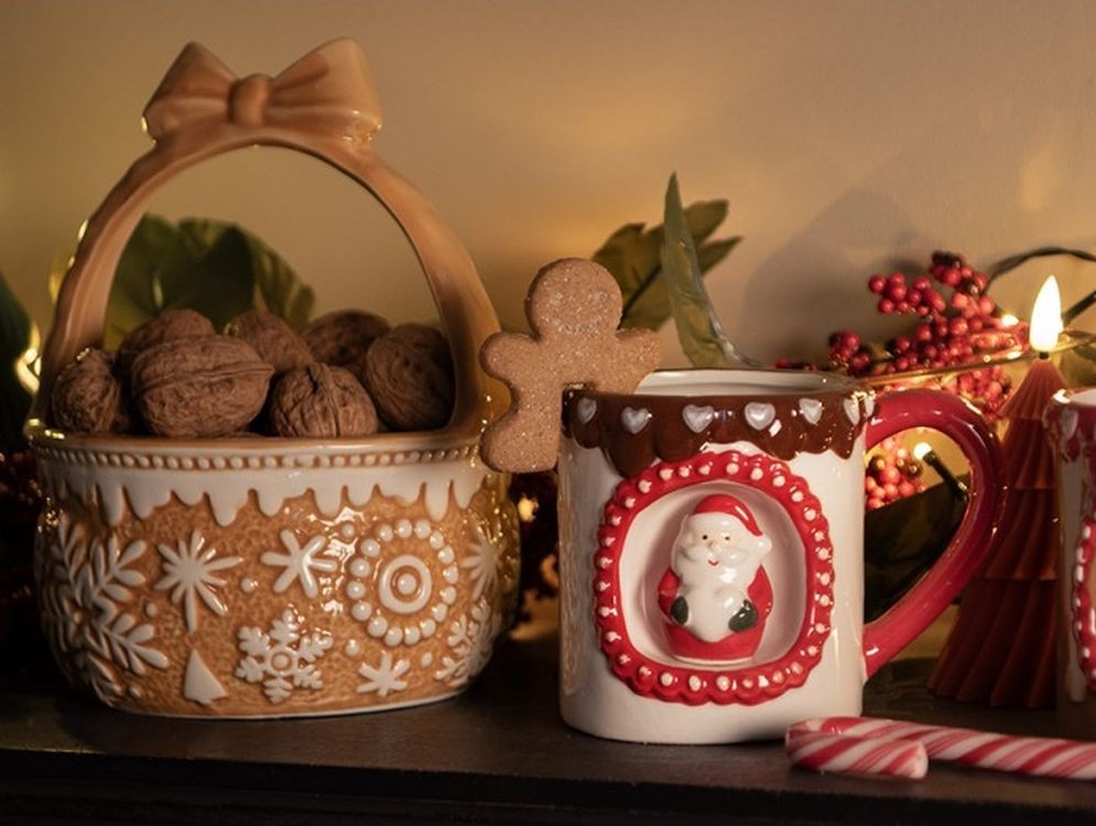 Bílý vánoční keramický hrnek Santa Claus - 14*10*10 cm / 375 ml