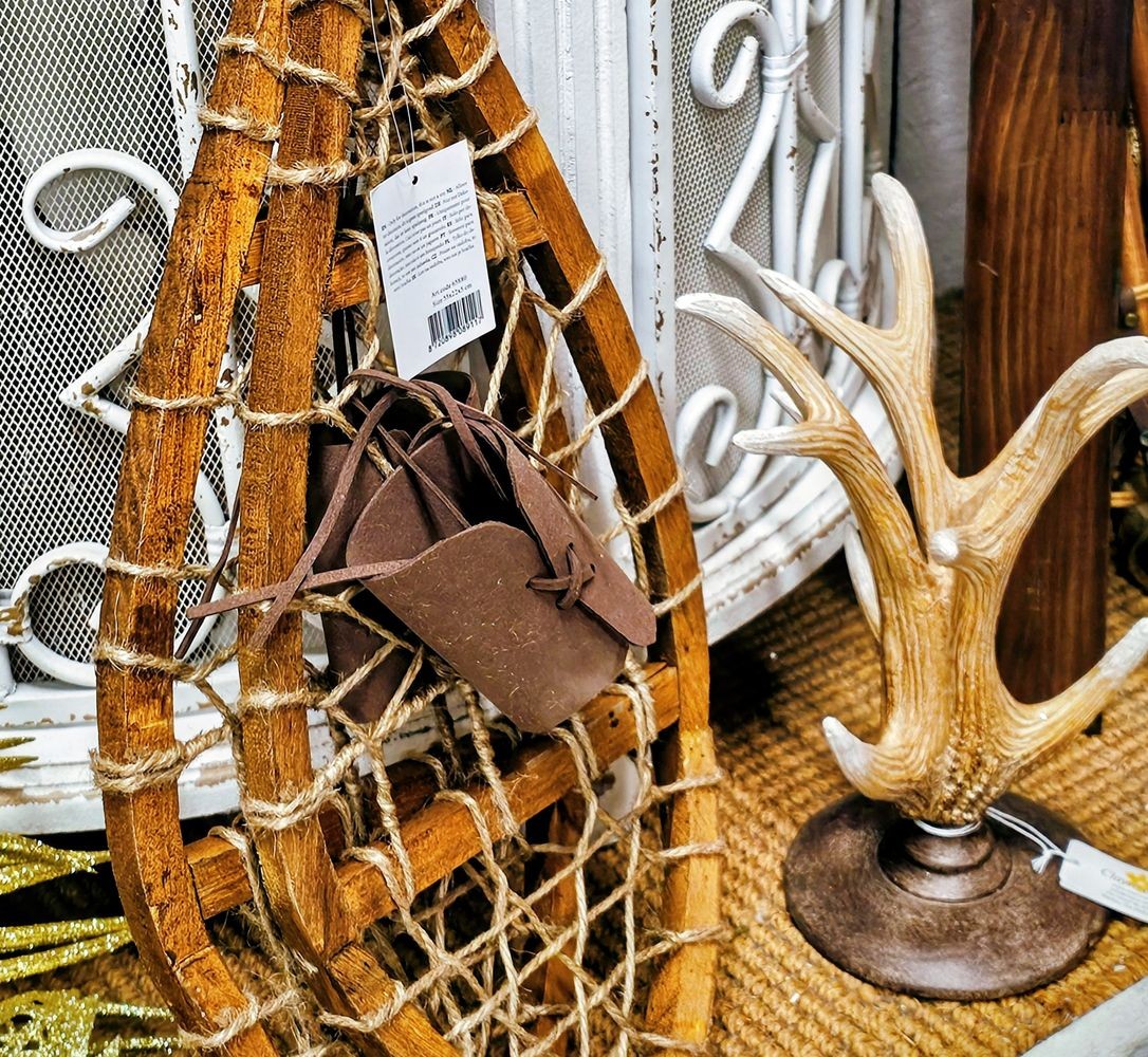 Hnědý svícen ve tvaru paroží - 19*19*29 cm Clayre & Eef Hnědý svícen ve tvaru paroží - 19*19*29 cm Clayre & Eef