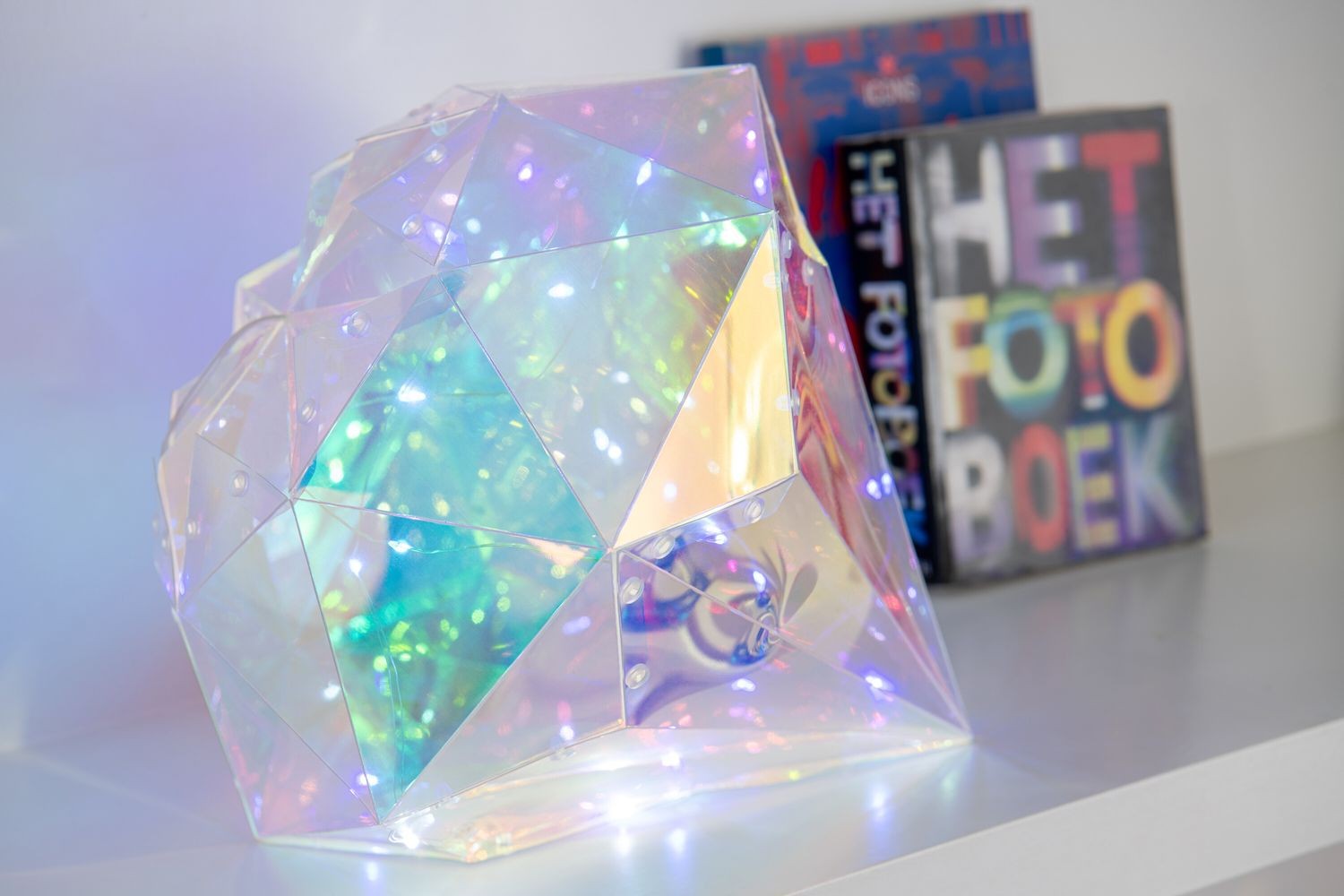 Průhledná lampička ve tvaru diamantu Diamond Led - 40*40*40 cm