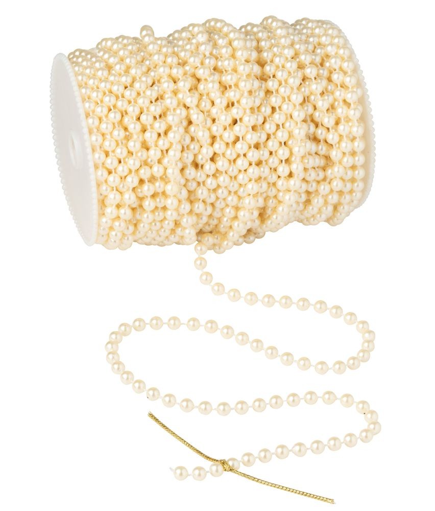 Béžová závěsná dekorativní girlanda z perliček v rolce - 9*9*12cm - 25 m J-Line by Jolipa Béžová závěsná dekorativní girlanda z perliček v rolce - 9*9*12cm - 25 m J-Line by Jolipa