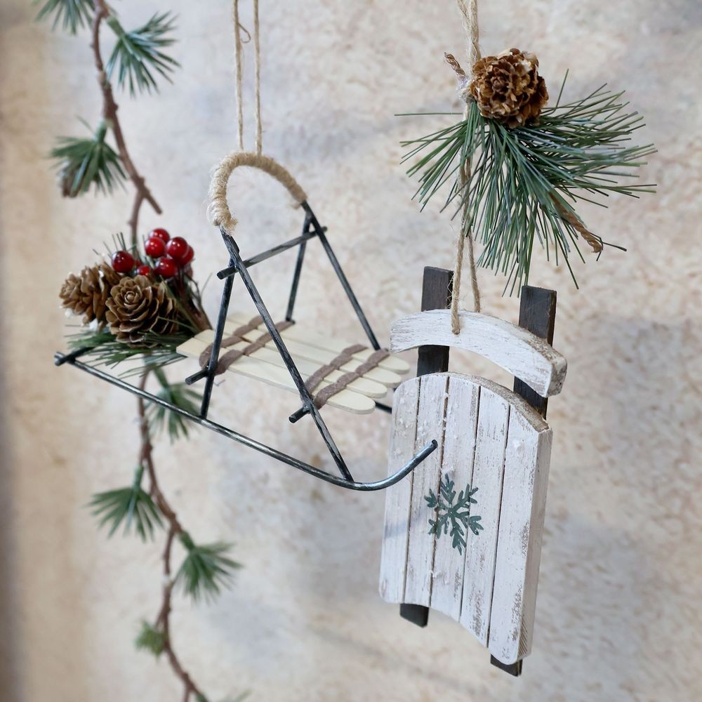 2ks krémová antik vánoční ozdoba sáně Vintage - 16*5*5/ 9*9*14 cm Chic Antique 2ks krémová antik vánoční ozdoba sáně Vintage - 16*5*5/ 9*9*14 cm Chic Antique