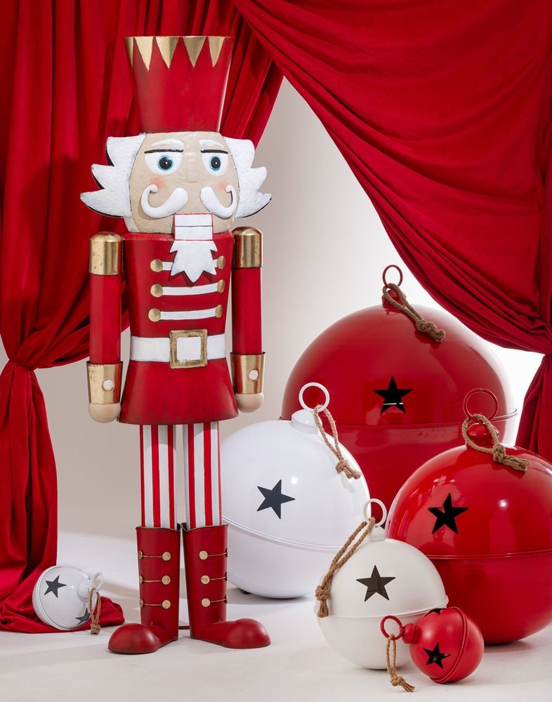 Červená kovová ozdoba rolnička se šňůrkou Baub Xmas S - Ø 16*26 cm