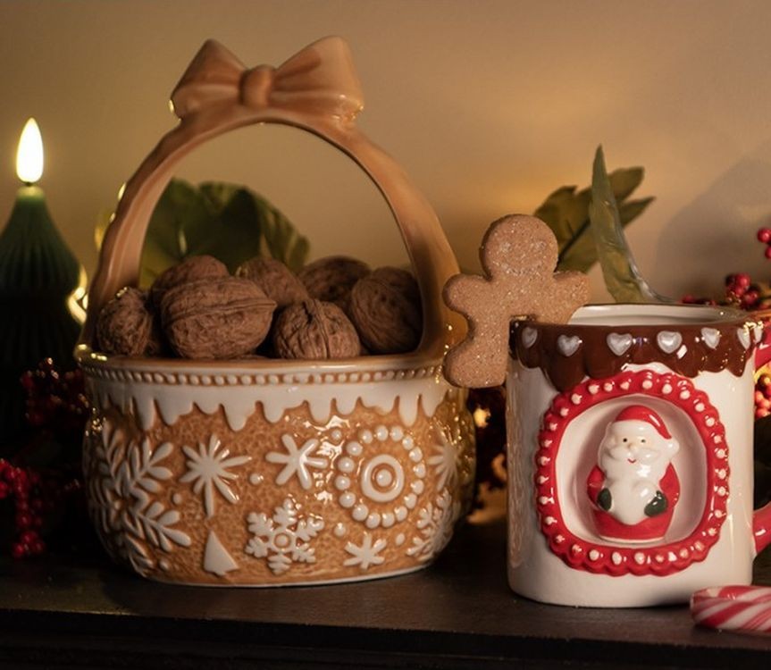 Hnědá keramická miska košík s vločkami Gingerbread - Ø15*21 cm