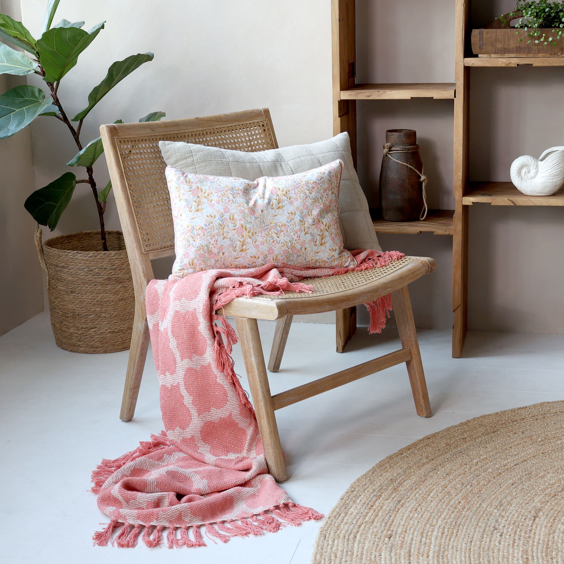 Přírodní dřevěné křeslo s výpletem Lounge French chair - 57*62*79 cm