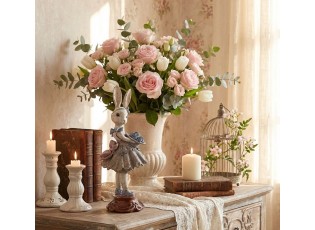 Vintage soška zaječice baletka v sukni a kyticí se zlatou patinou - 15*14*35 cm