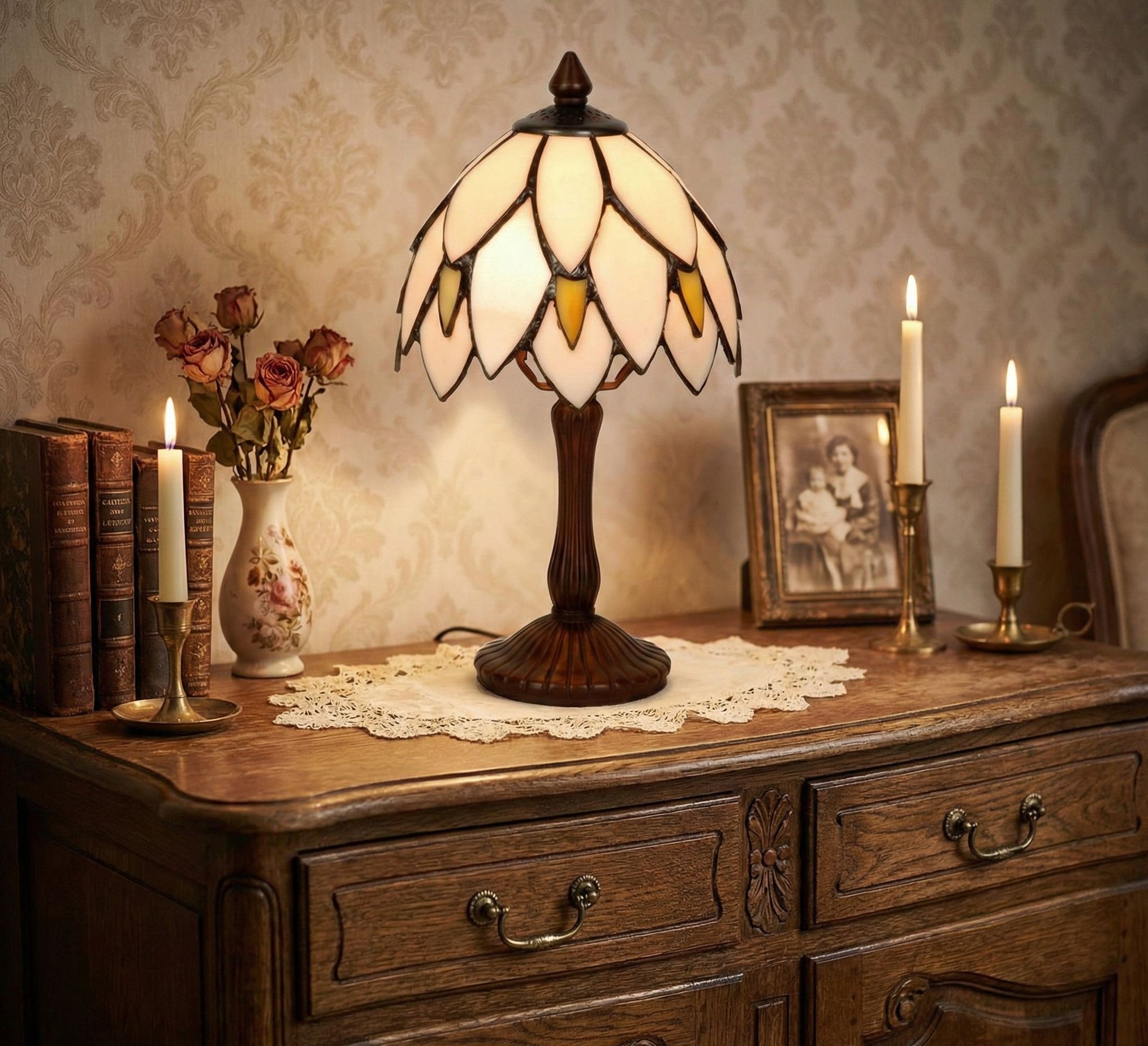 Stolní Tiffany lampa - Ø 18*34 cm 