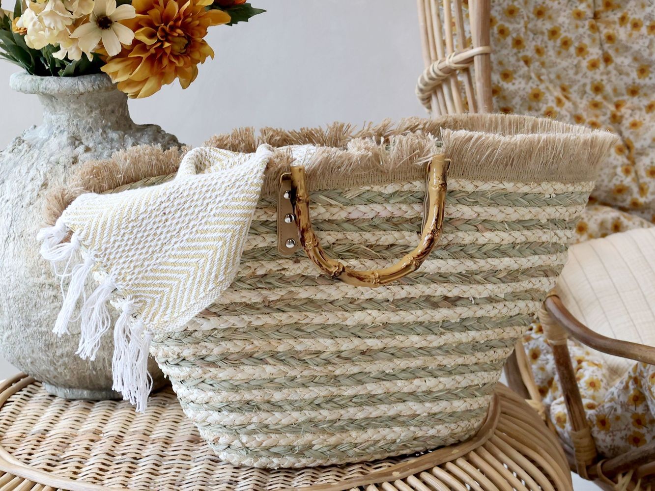 Přírodní hnědá plážová taška košík Beach Bag - 58*14*33 cm Chic Antique Přírodní hnědá plážová taška košík Beach Bag - 58*14*33 cm Chic Antique