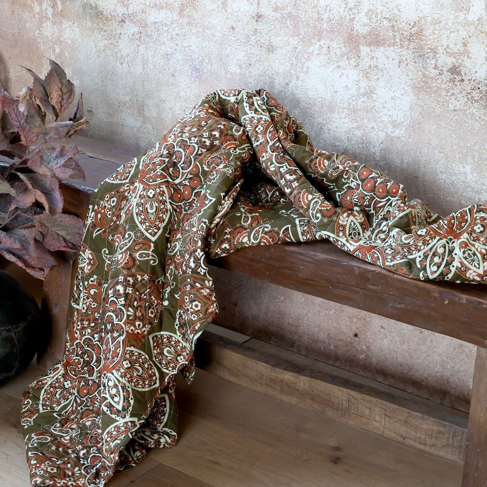 Zelený prošívaný bavlněný přehoz s Paisley vzorem Aix Quilt - 130*180 cm