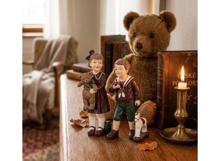 Dekorace figurka chlapec s jablíčkem a koníkem - 6*5*15 cm