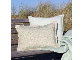 Zelený povlak na polštář s květy a třásněmi Aix Wild Flowers - 35*50 cm