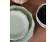 Zelený porcelánový jídelní talíř s krajkou Provence lace verte - Ø 27 cm Chic Antique