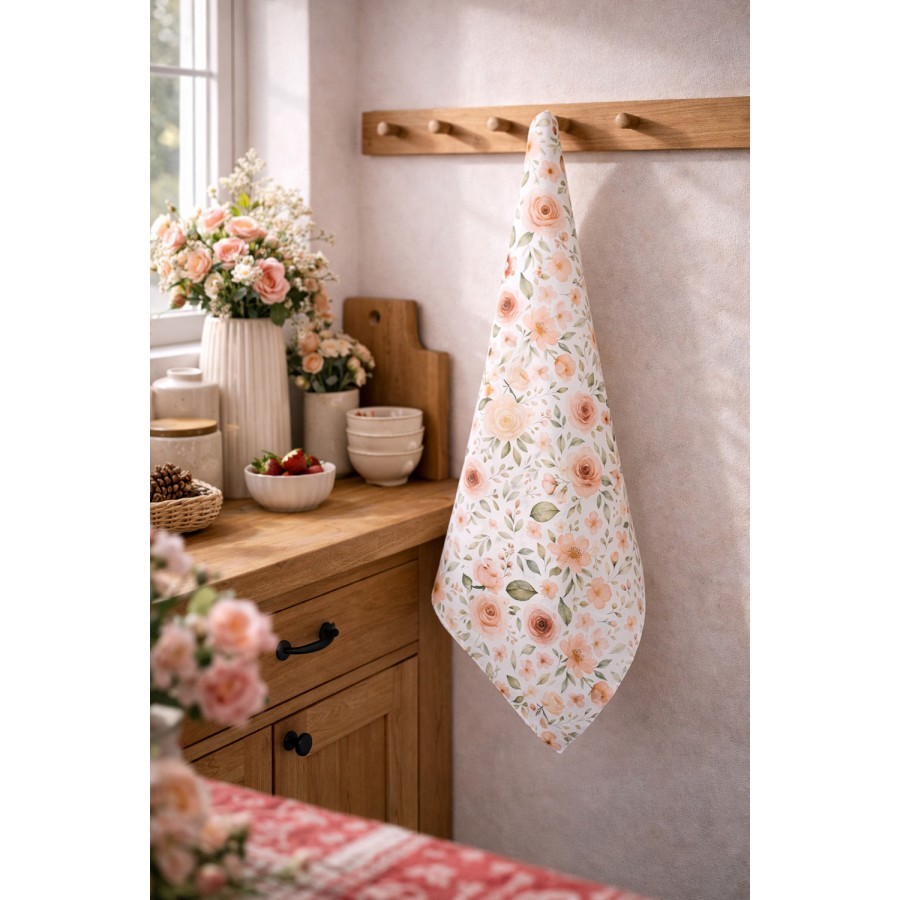 Bílá bavlněná utěrka s růžemi Soft Romantic Blush - 50*70 cm