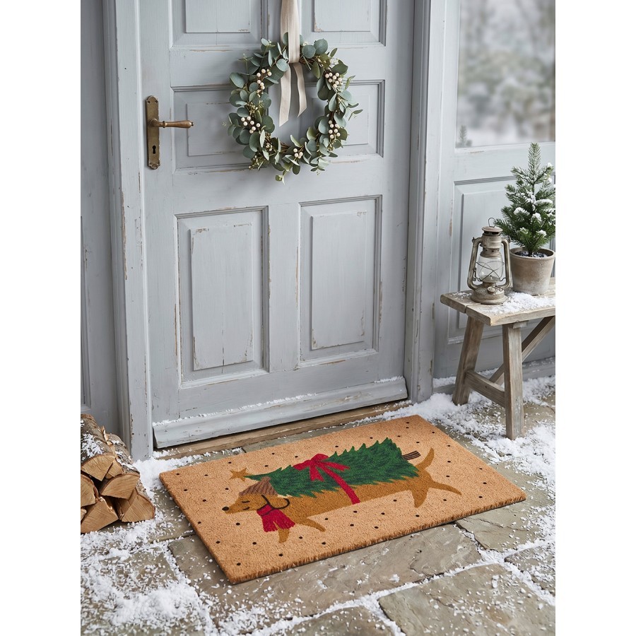 Hnědá kokosová rohožka s jezevčíkem a stromkem Christmas - 75*45*1 cm