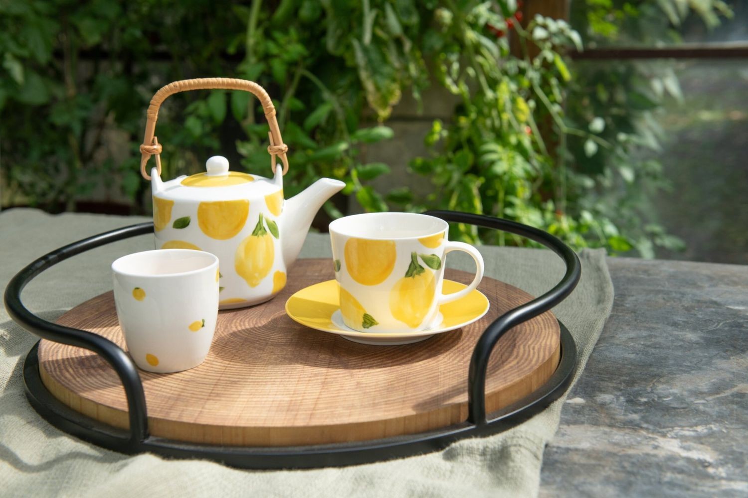 Čajová sada s konvičkou a 2 hrnky Casa Limone - 16*11*12 cm / 600 ml