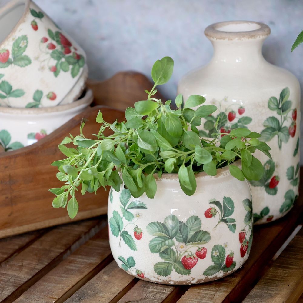 Krémový antik keramický obal na květináč s jahůdkami Fraises - Ø 12*9 cm