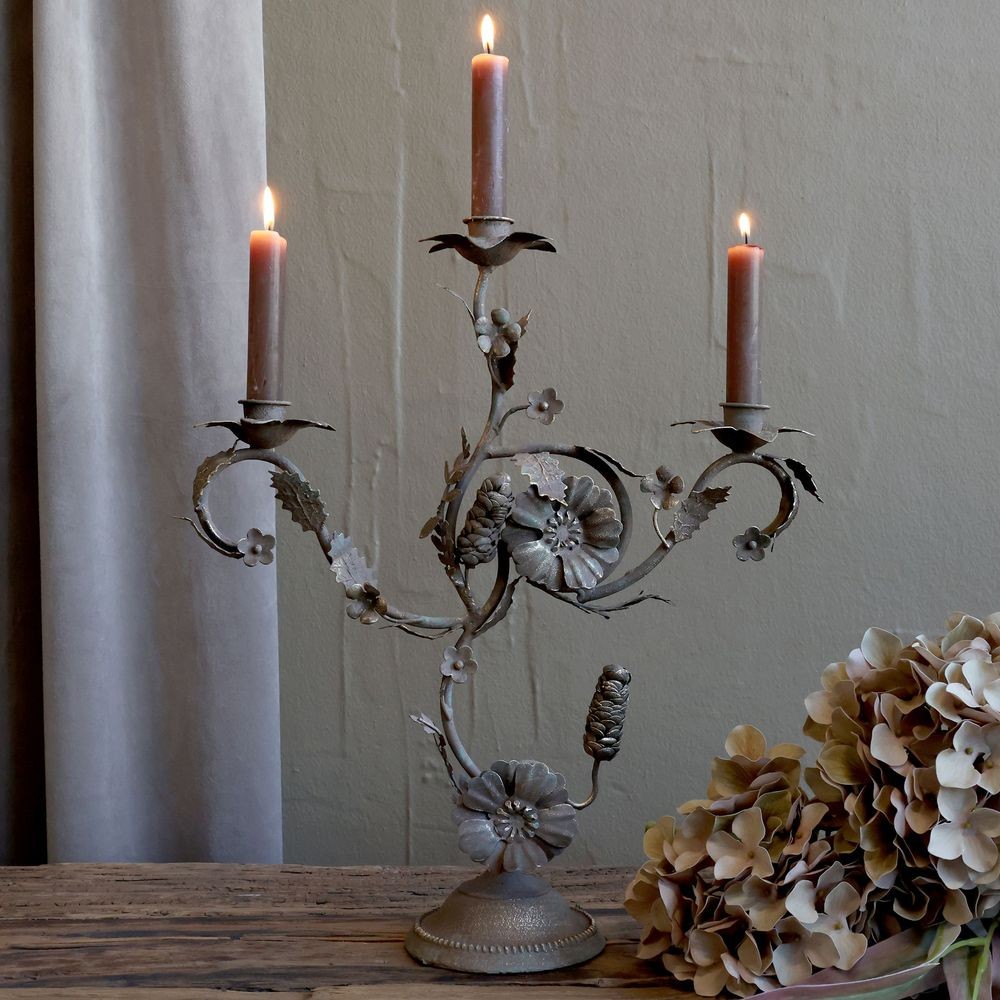 Mocca starý francouzský svícen s květy Charm Antique - 35*11*41 cm