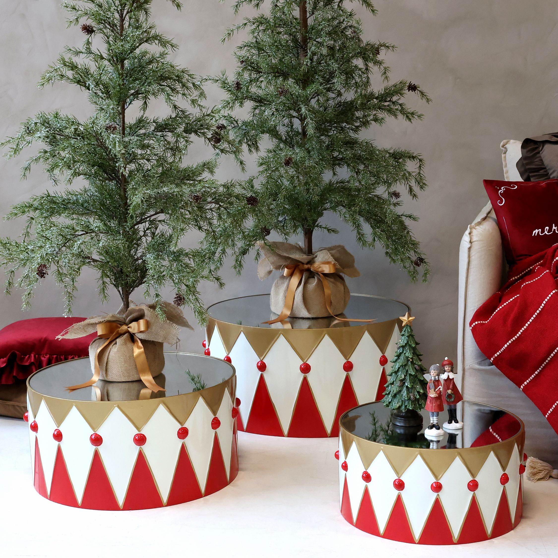 Sada 3ks bubnů se zrcadlem Cherry – Ø 61*30/ Ø 41*20/ Ø 52*25 cm Chic Antique Sada 3ks bubnů se zrcadlem Cherry – Ø 61*30/ Ø 41*20/ Ø 52*25 cm Chic Antique