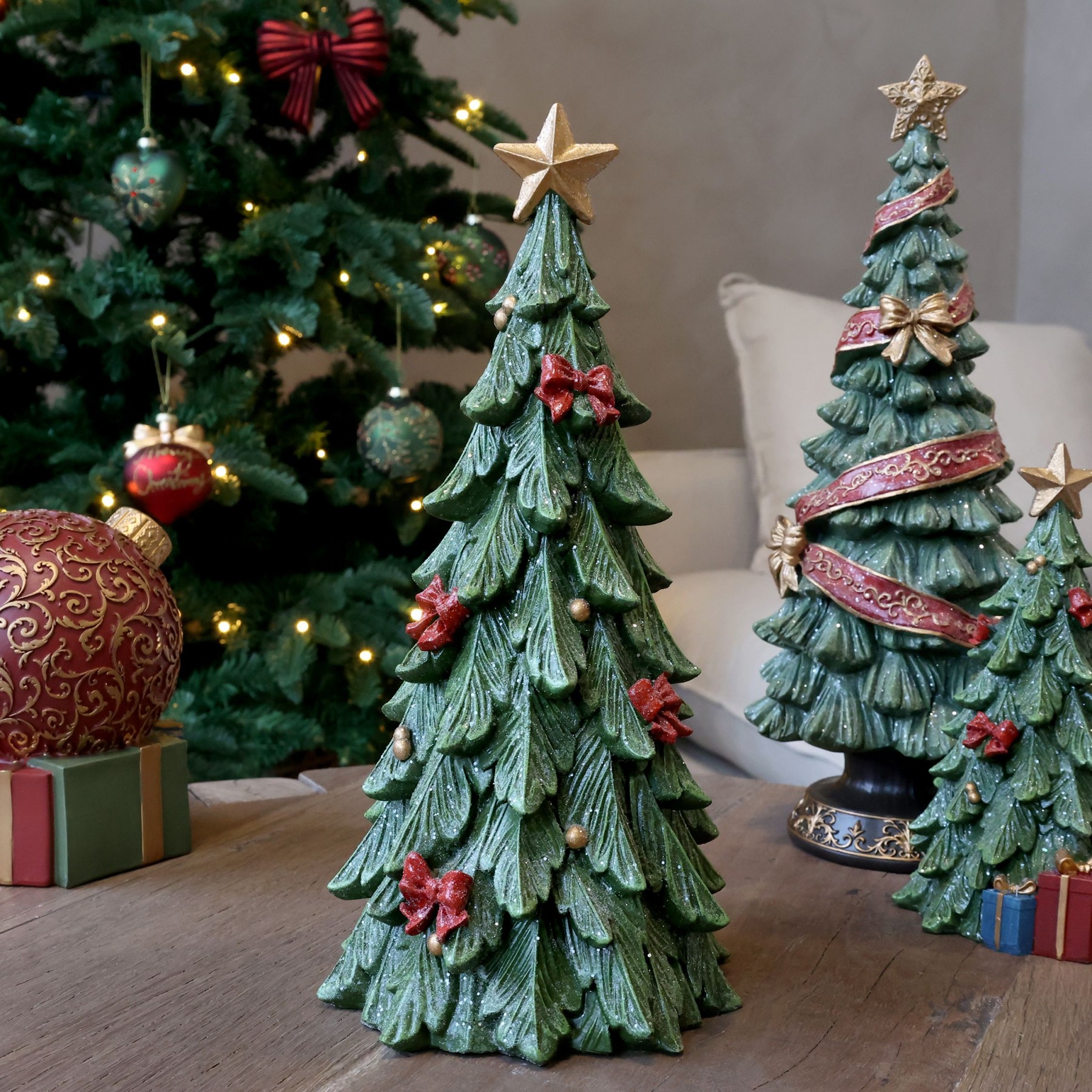 Zelený vánoční stromek s mašlemi Noël Tree z polyresinu – Ø 15,5*32 cm