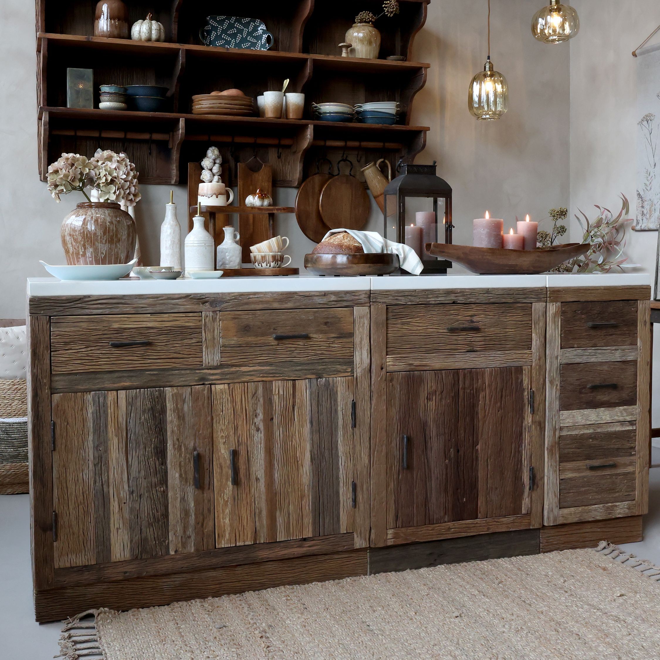 Hnědá antik komoda s mramorovou deskou Grimaud – 95*60*97 cm Chic Antique Hnědá antik komoda s mramorovou deskou Grimaud – 95*60*97 cm Chic Antique