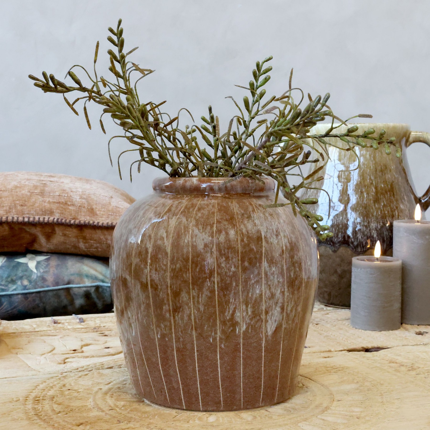 Hnědá kameninová váza s pruhy Nature – Ø 23*23 cm