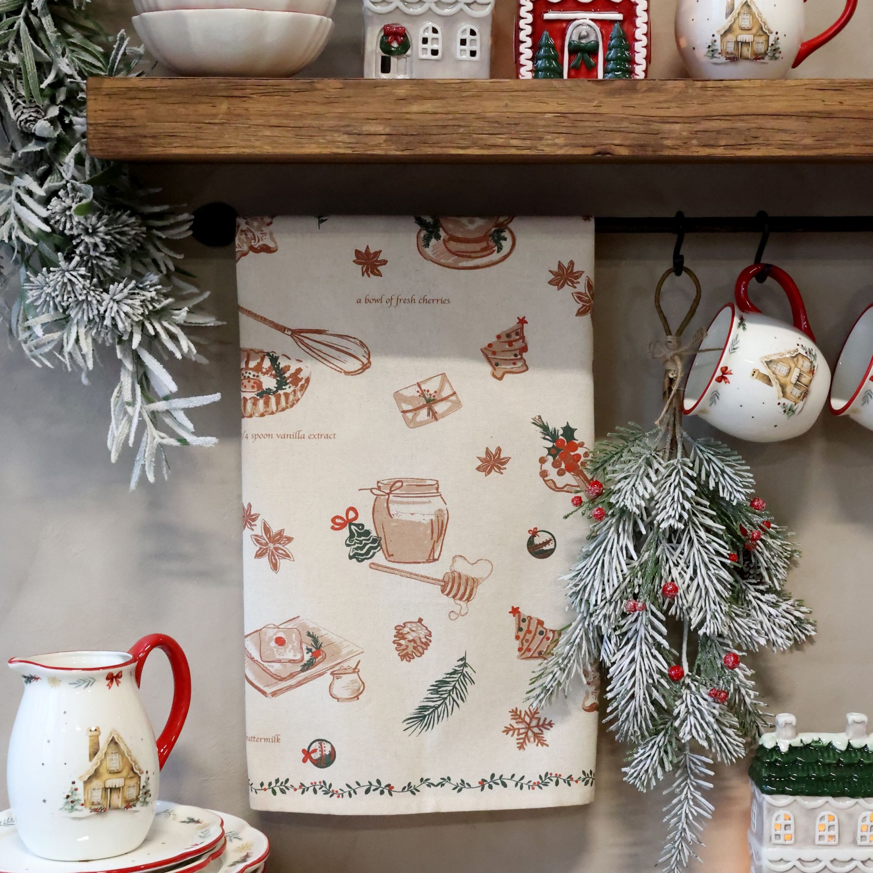 Béžová bavlněná utěrka Aix s potiskem vánočního pečení Chic Antique – 50*70 cm