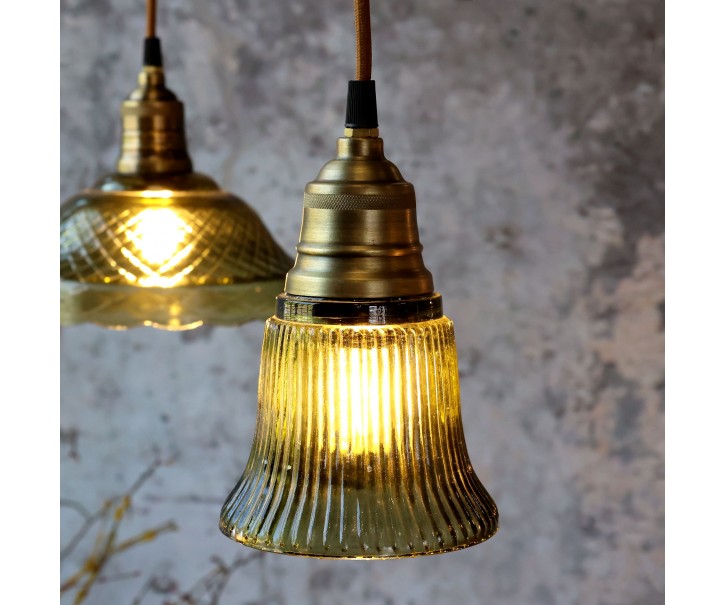 Elegantní skleněný lustr se zeleným stínidlem Olive Brass – Ø 12*17 cm Chic Antique