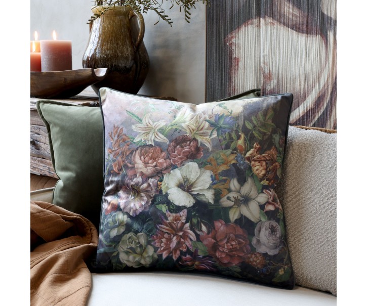 Povlak na polštář Aix s barevným květinovým vzorem – 50*50 cm Chic Antique