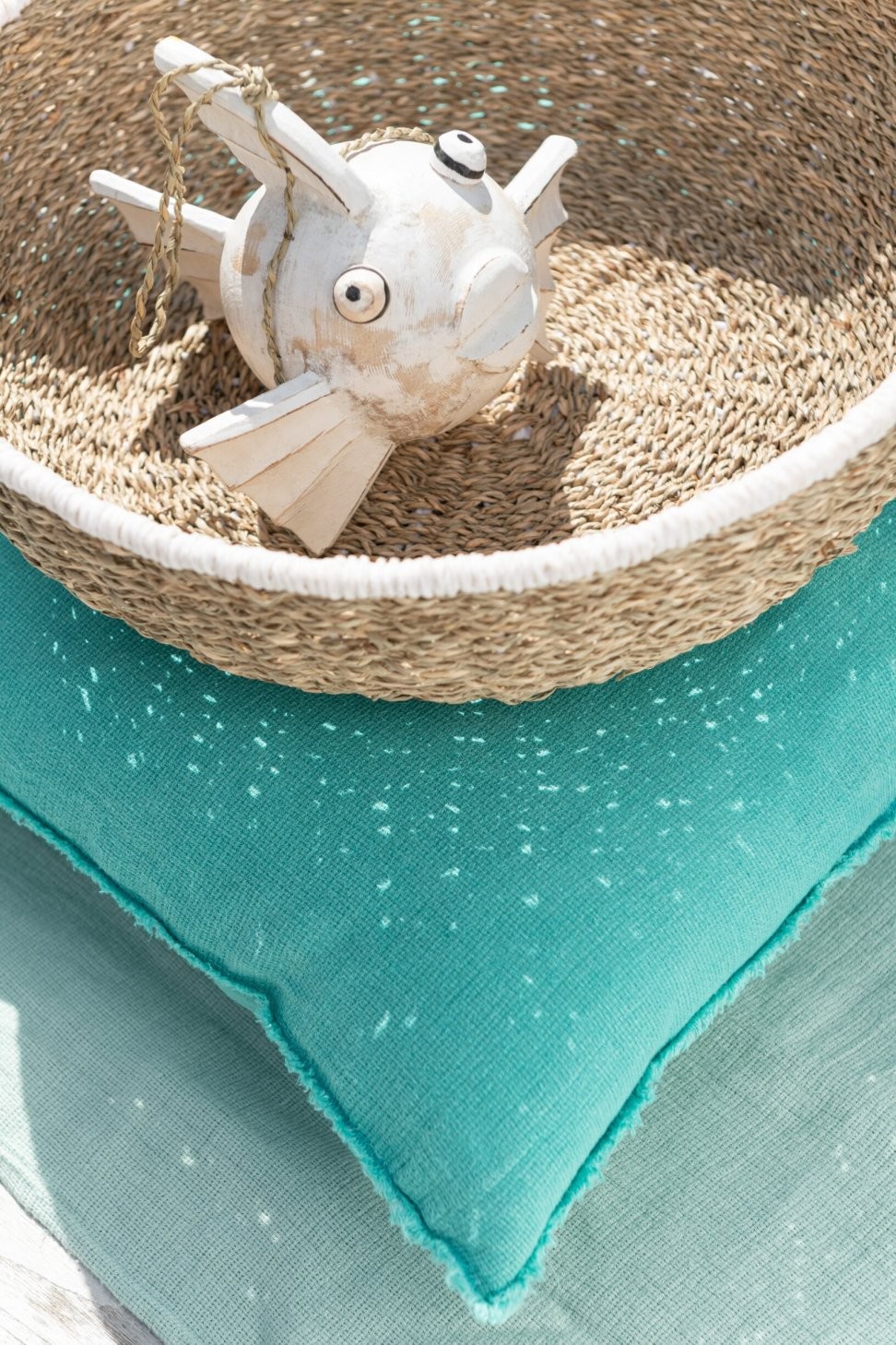 Sada 2 hnědých dekorativních košíků s bílým okrajem – Ø 46*14/ Ø 35*12 cm J-Line by Jolipa Sada 2 hnědých dekorativních košíků s bílým okrajem – Ø 46*14/ Ø 35*12 cm J-Line by Jolipa