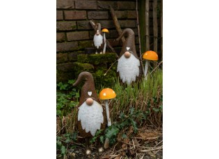 Designová kovová figurka trpaslík držící muchomůrku - J-line – 11*7*22,5 cm