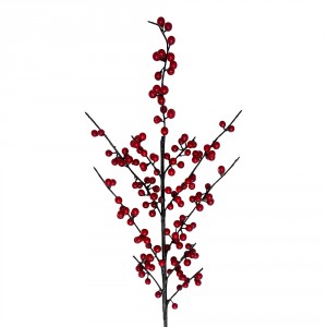 Umělá dekorace větvička s červenými bobulemi Clayre & Eef – 50 cm