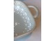 Porcelánová šedá zapékací miska Arés Ramekin s úchyty – 18*18*4,5 cm Chic Antique