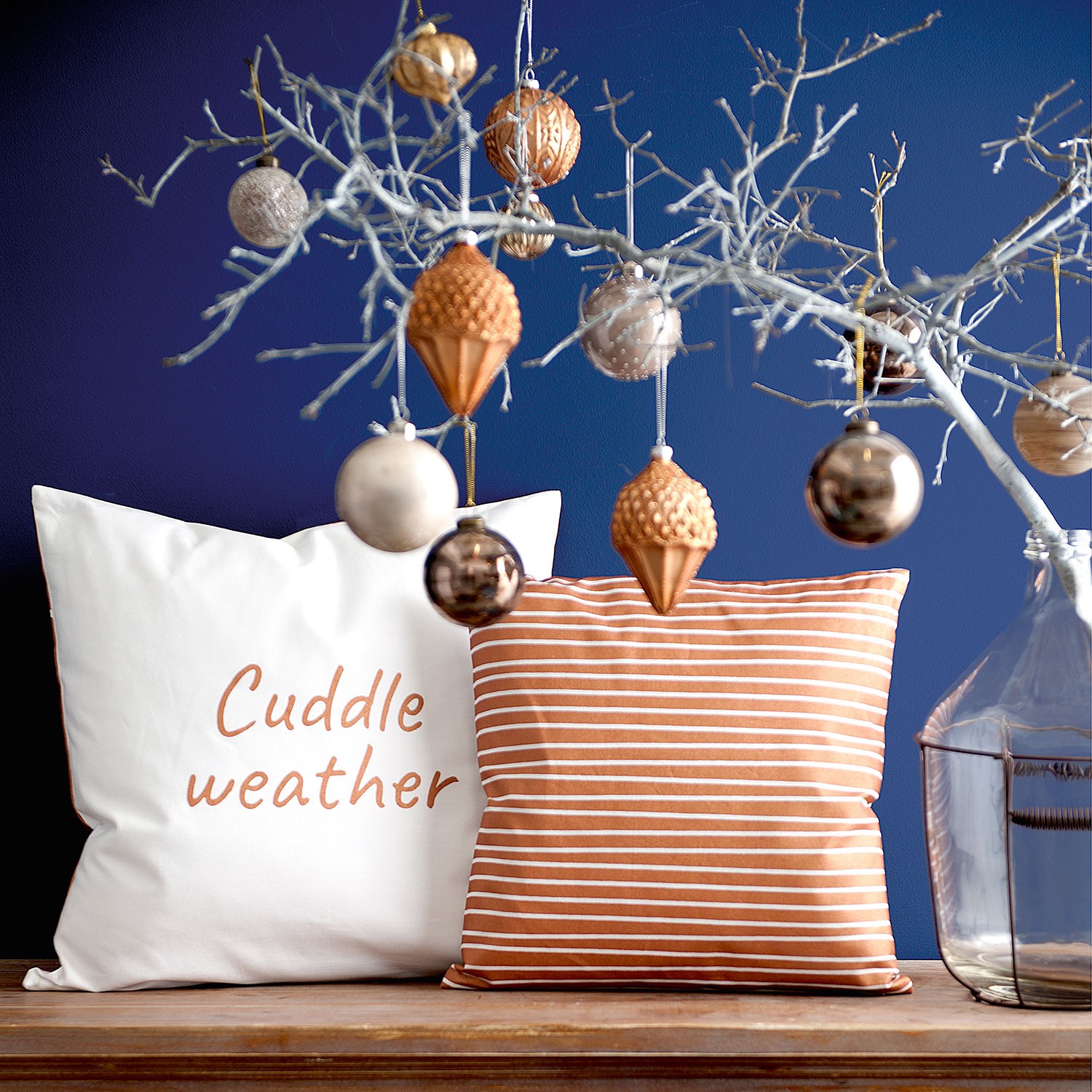 Povlak na polštář Cuddle Weather puntíky - 50*50 cm
