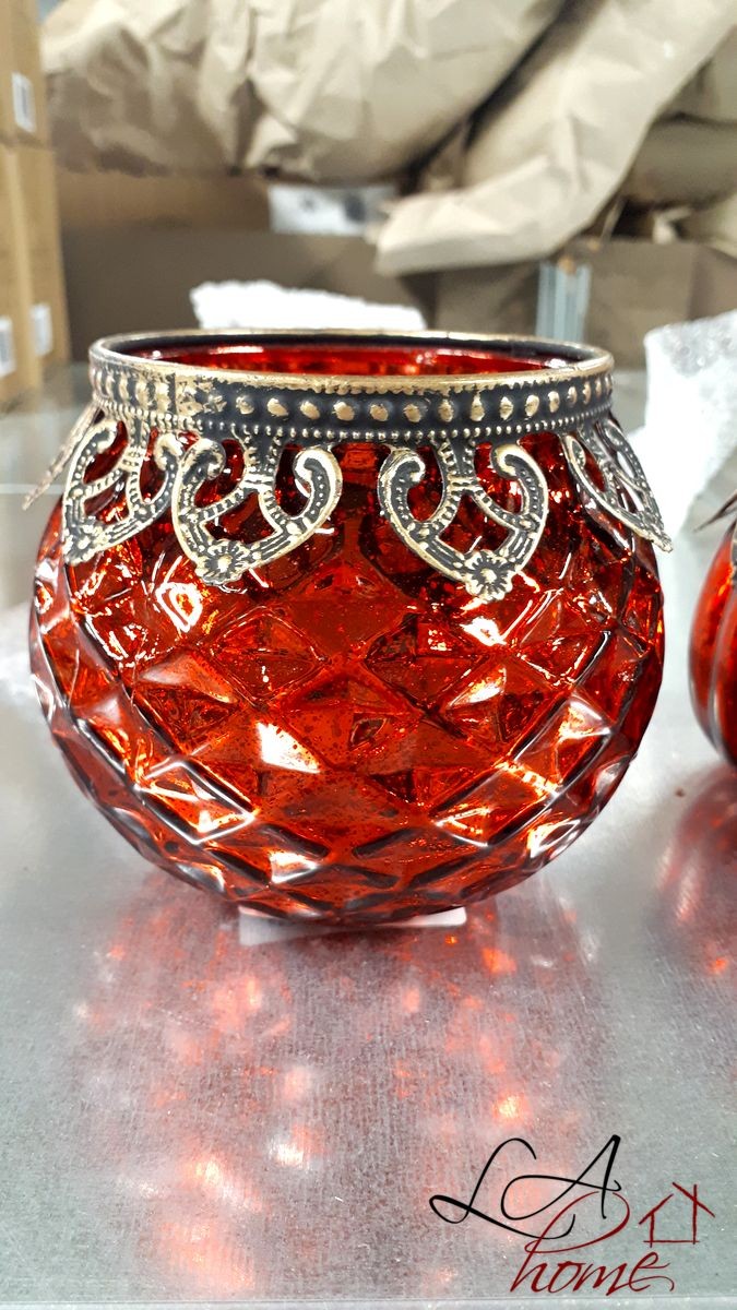 Červený svícen na čajovou svíčku 10*10cm