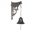 Litinový zvonek s krávou Cow - 10*19*25 cm Materiál: litinaBarva: hnědá s patinou Pěkný litinový zvonek pod pergolu nebo na terasu udělá každému příchozímu radost.