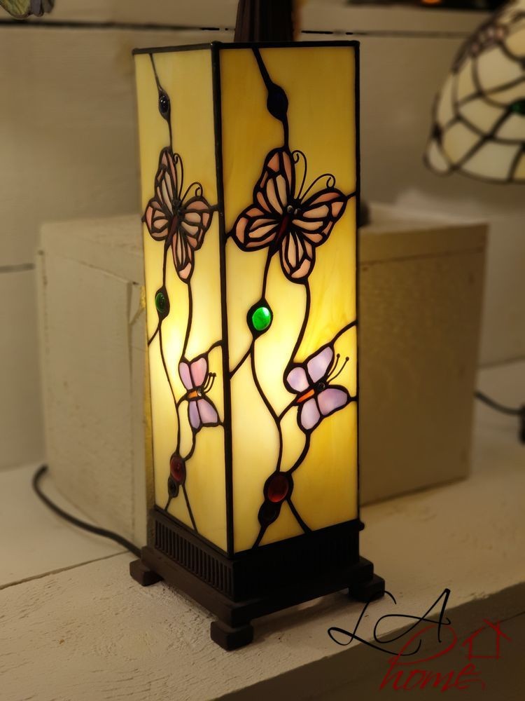 Stolní lampa Tiffany Butterfly Garden - 12.5*35 cm 