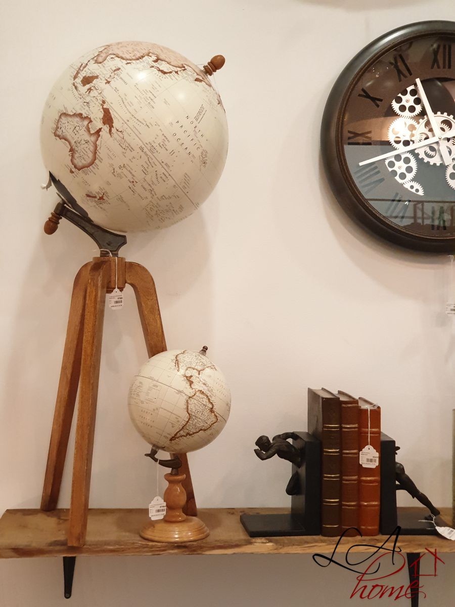 Dekorace glóbus na dřevěném podstavci - Ø22*38cm