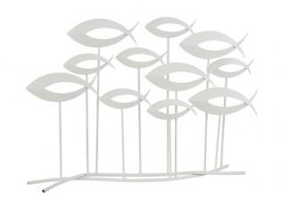 Bílá kovová dekorace rybek na podstavci - 65*10*48,5 cm