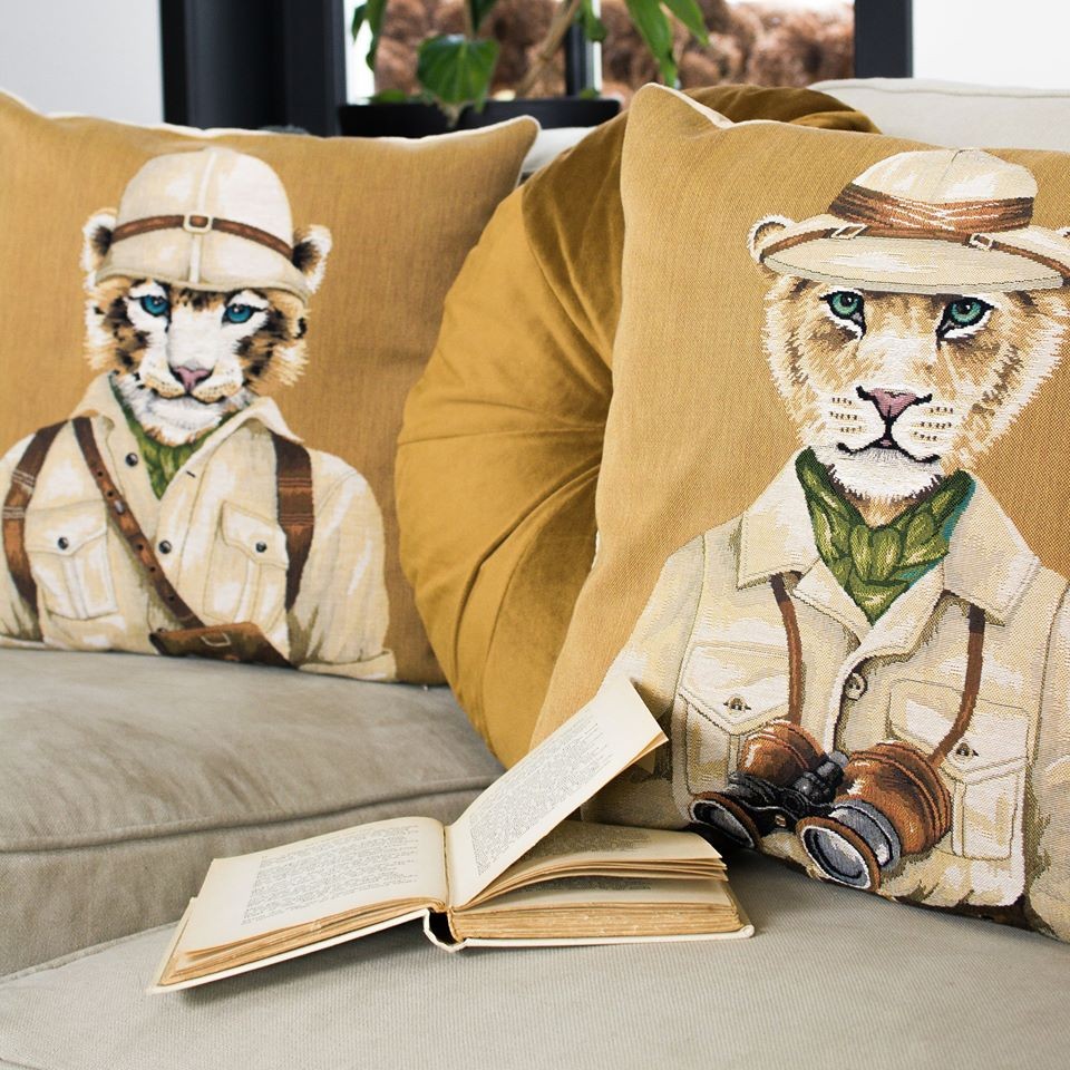 Gobelínový polštář safari Lev - 45*15*45cm