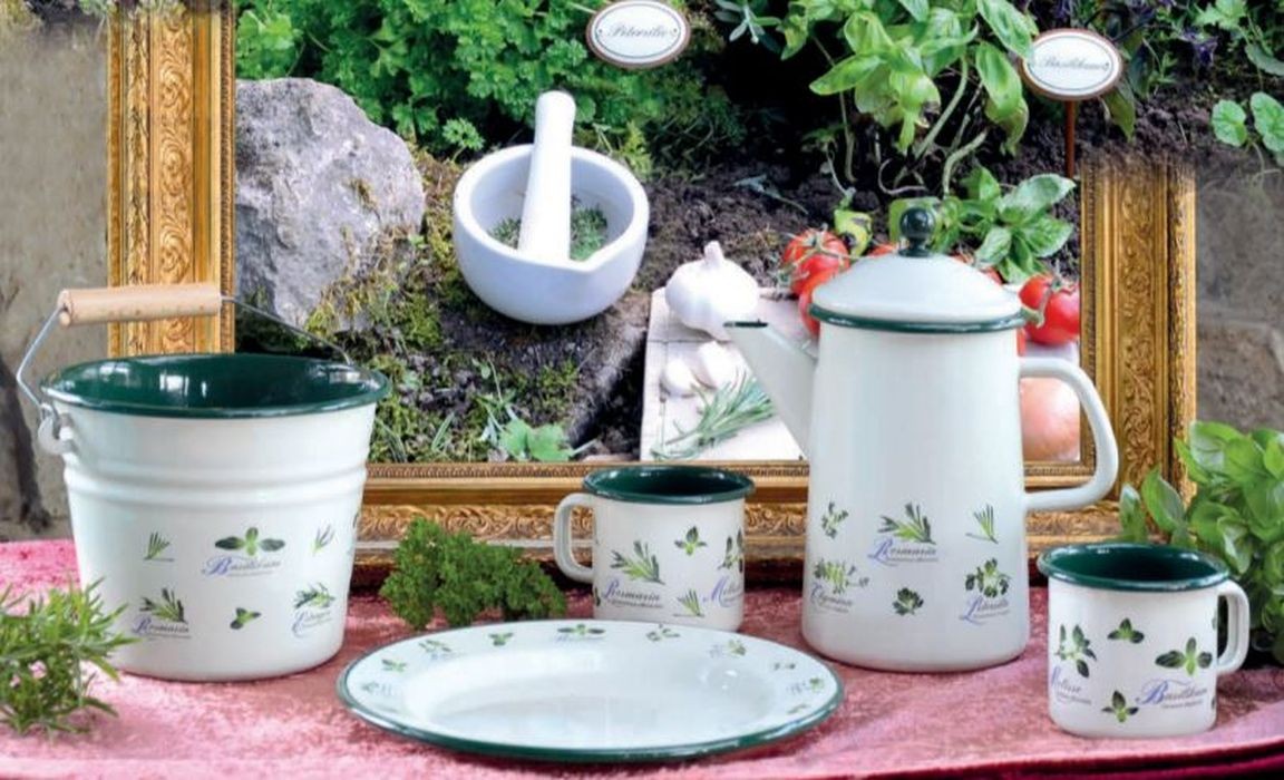 Krémový smaltovaný džbán s bylinkami Herbs - 20*26cm - 2.5L