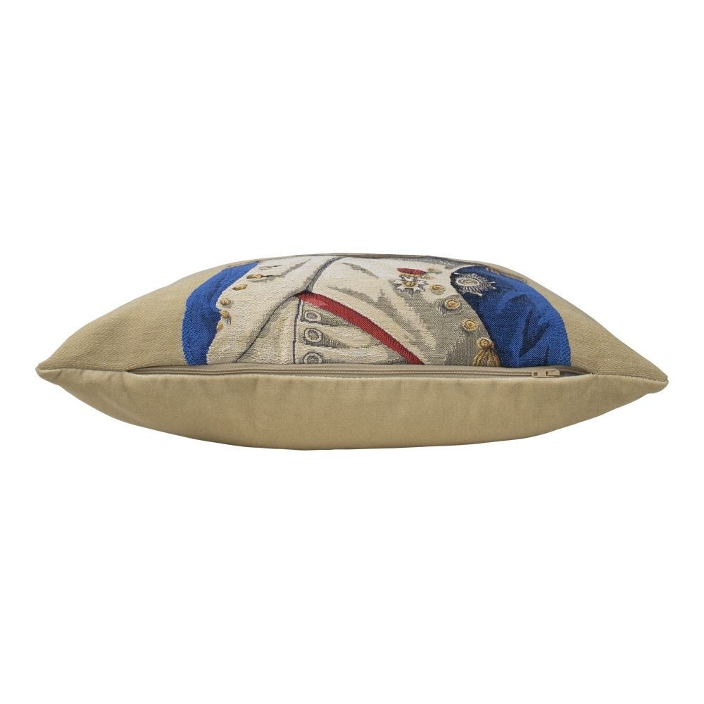 Béžový gobelínový polštář s motivem Buldočka v napoleonské uniformě - 45*15*45cm