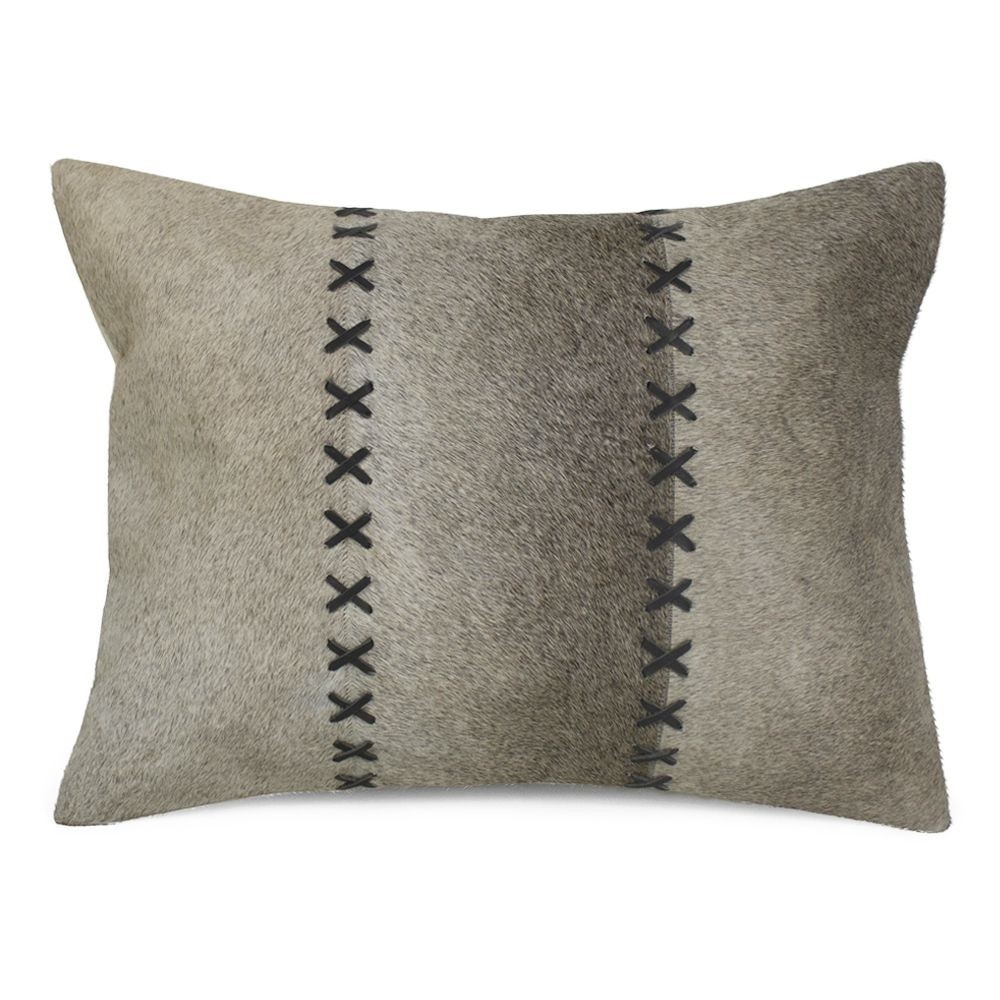 Šedý kožený polštář s výrazným stehem Stitch Cow - 35*45*15cm