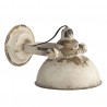 Krémová vintage nástěnná lampa s patinou Filly - 30*21*18 cm Barva: krémová s patinou a odřenímMateriál: kovHmotnost: 1,111 kg