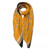 Žlutý šátek s bílými květy a černým lemováním - 85*180 cm Barva: žlutá, černá, bíláMateriál: 100% syntetickýHmotnost: 0,111 kg