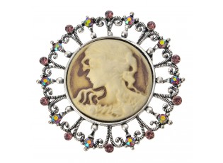 Stříbrná zdobená brož s hlavou ženy a kamínky