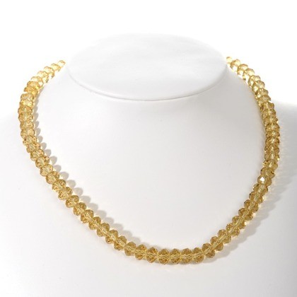 Průhledný žlutý korálkový náhrdelník Yellow