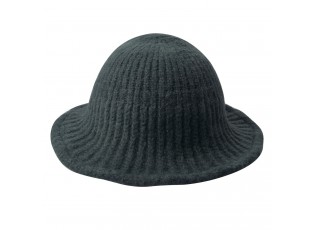 Šedý zimní klobouk