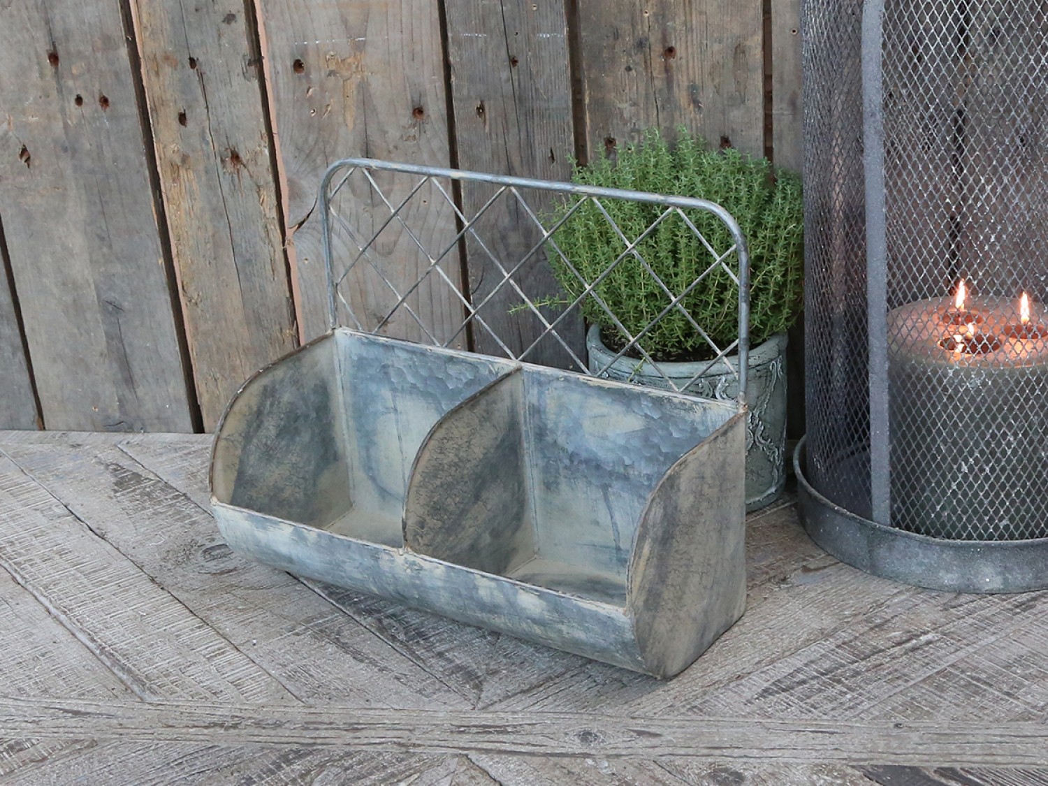Nástěnná plechová police s patinou a 2 boxy Zinc - 34*15*28cm