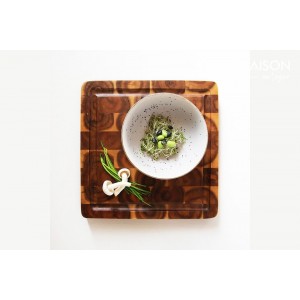 Dřevěné servírovací a krájecí prkénko z akáciového dřeva - 30*30cm